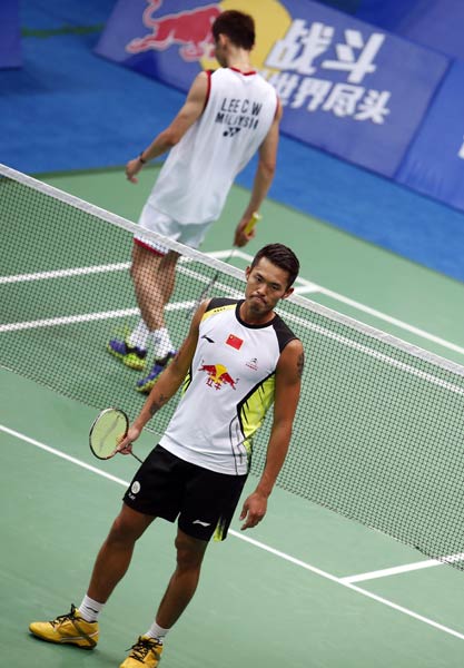 又签一人！火箭充分利用空间拿下第十五人！看一下各路媒体怎么说