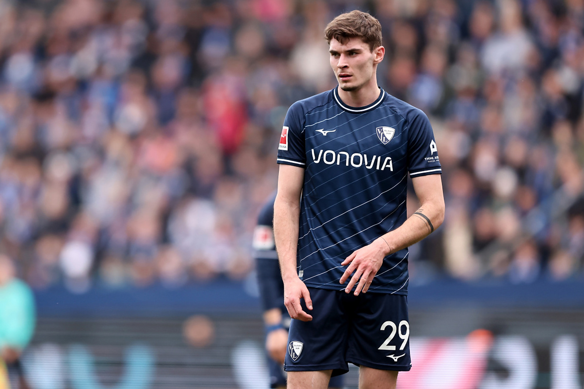 他的存在让 他的存在让