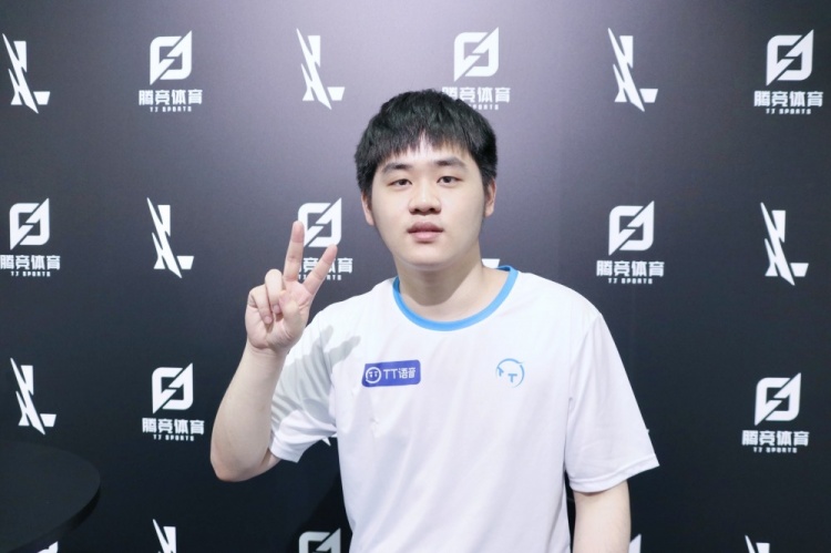 当对手收缩 当对手收缩