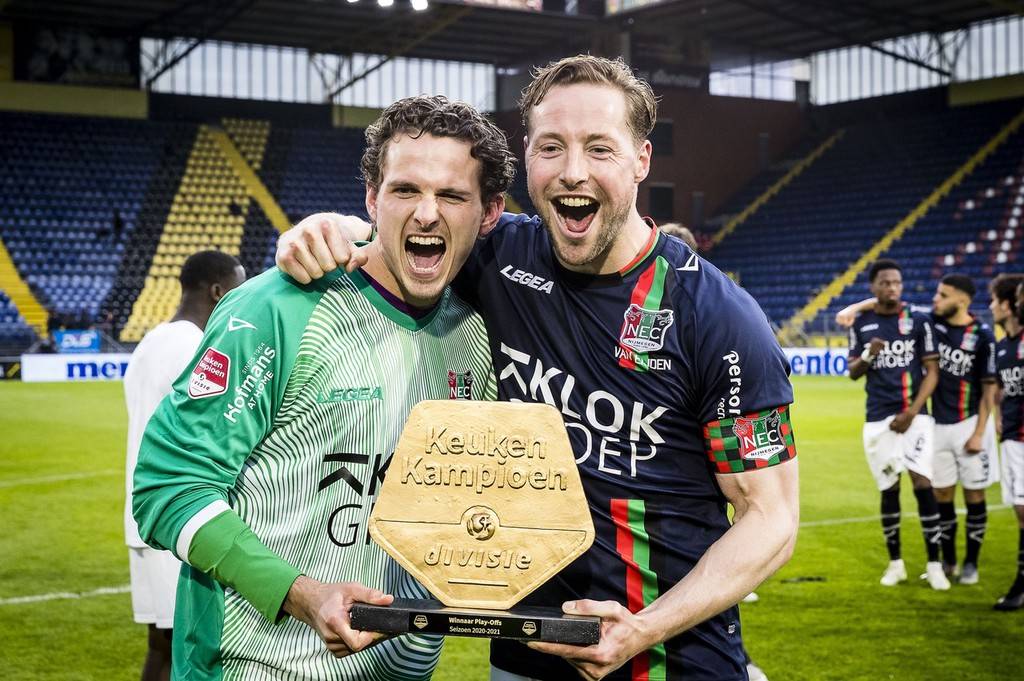 而是治理与 而是治理与